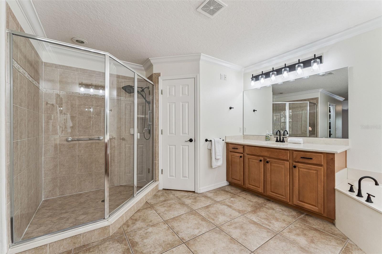 MOSS PARK RESERVE - Residential