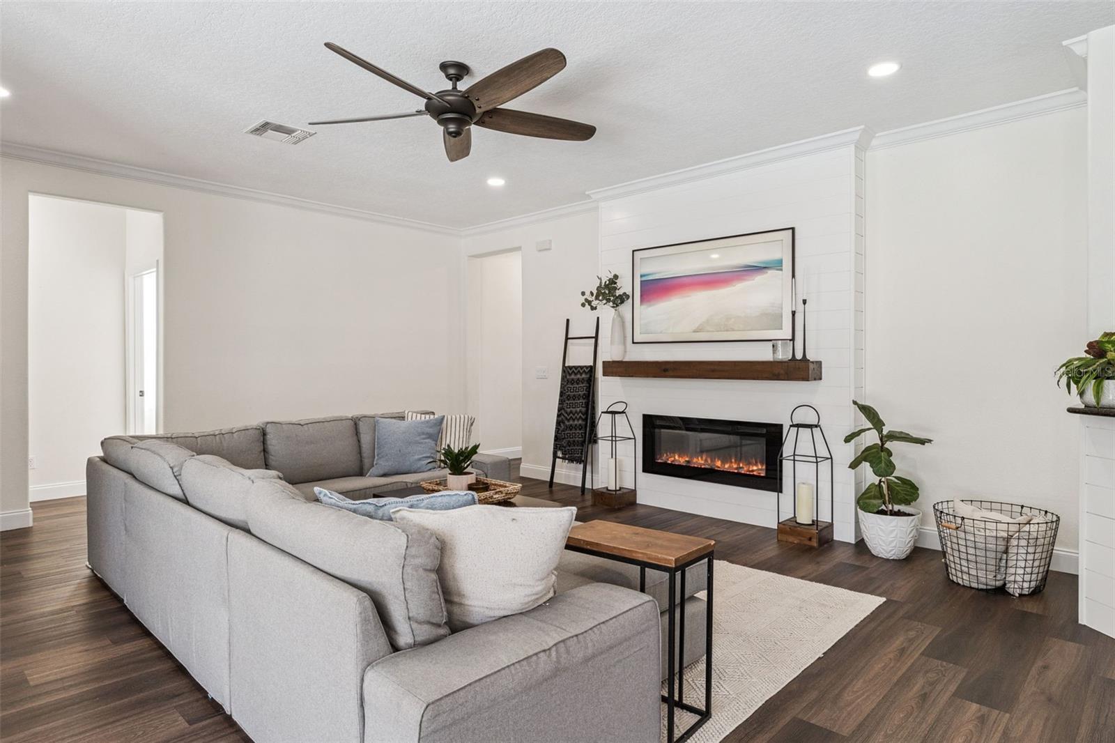 MOSS PARK RESERVE - Residential