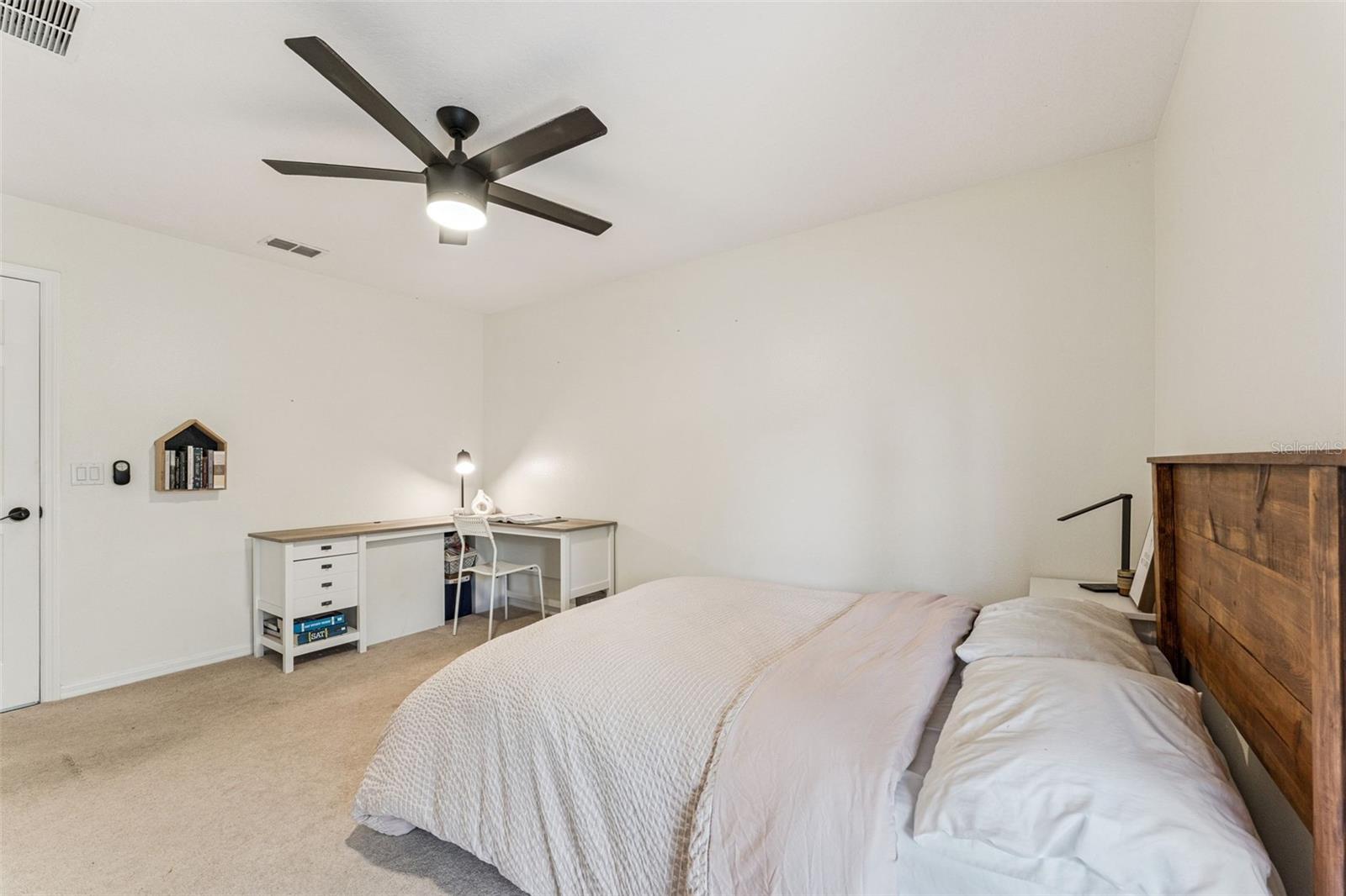 MOSS PARK RESERVE - Residential