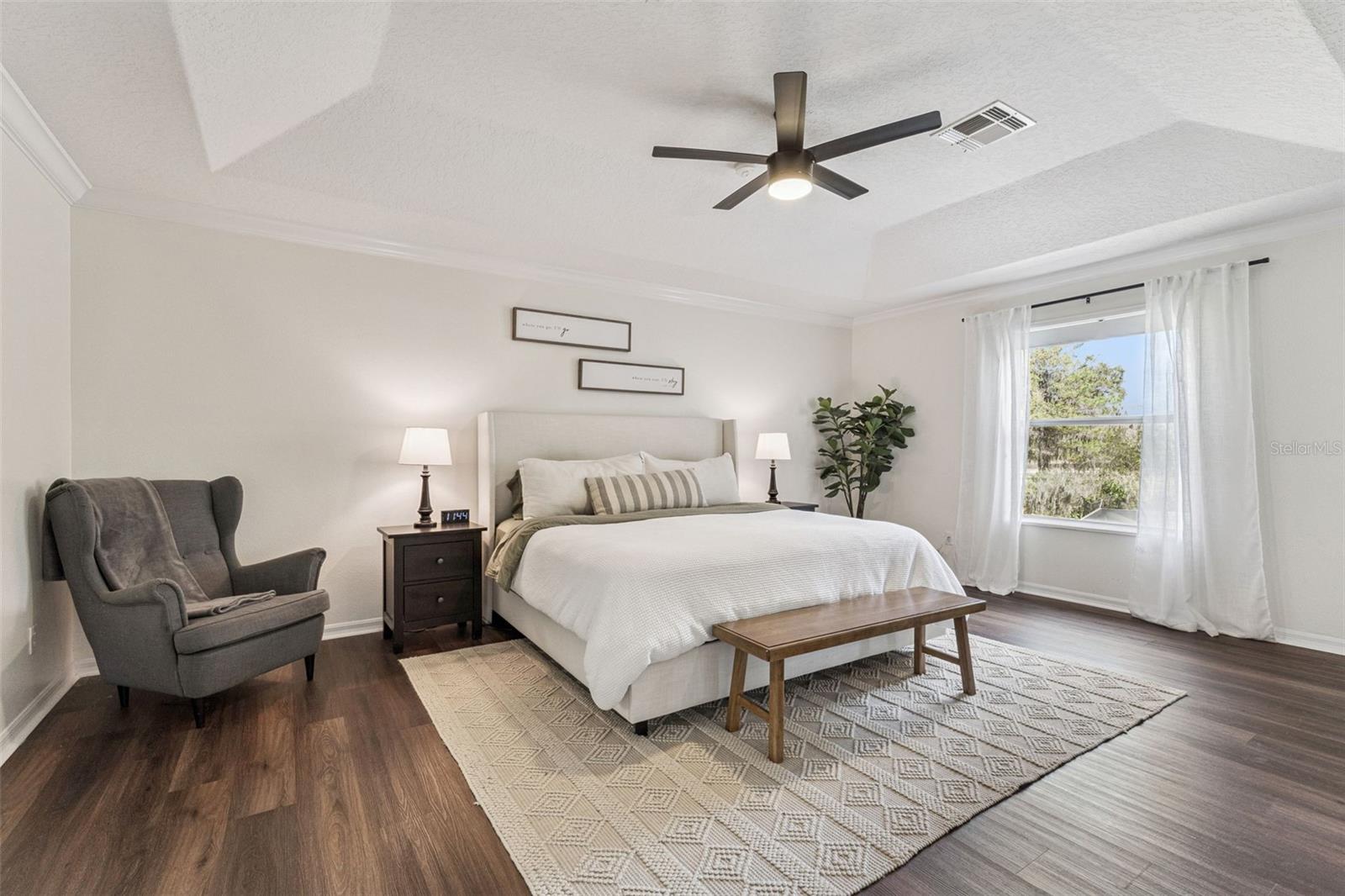 MOSS PARK RESERVE - Residential