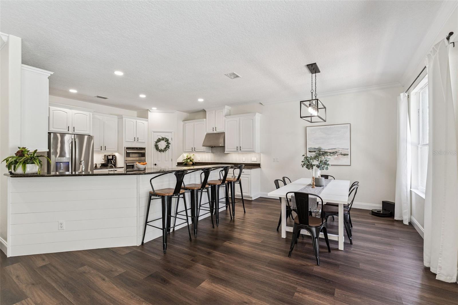 MOSS PARK RESERVE - Residential