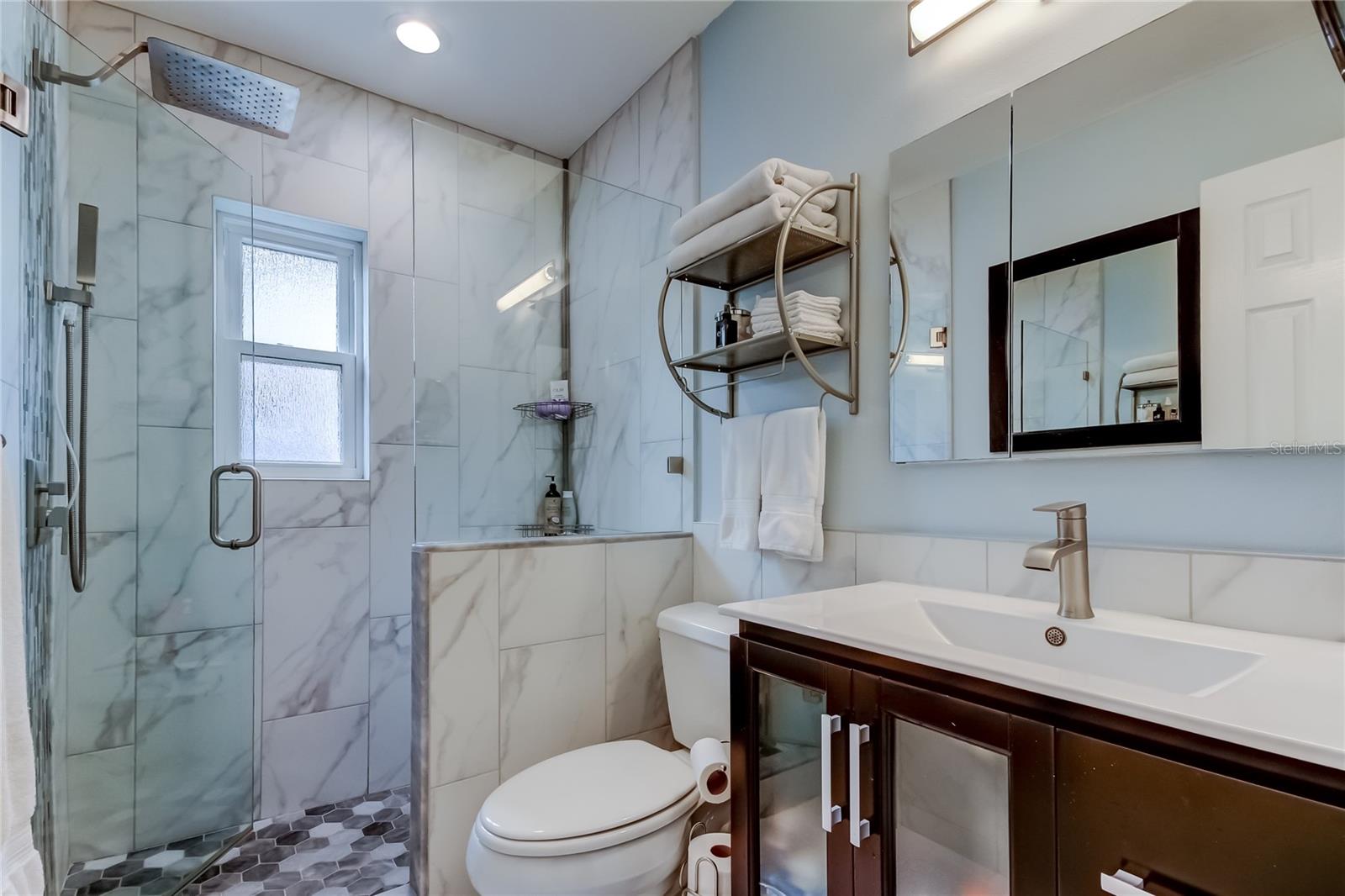 PRINCESS E HEIGHTS - Residential