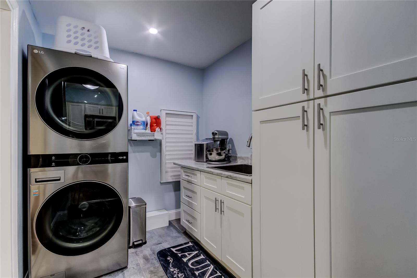 PRINCESS E HEIGHTS - Residential