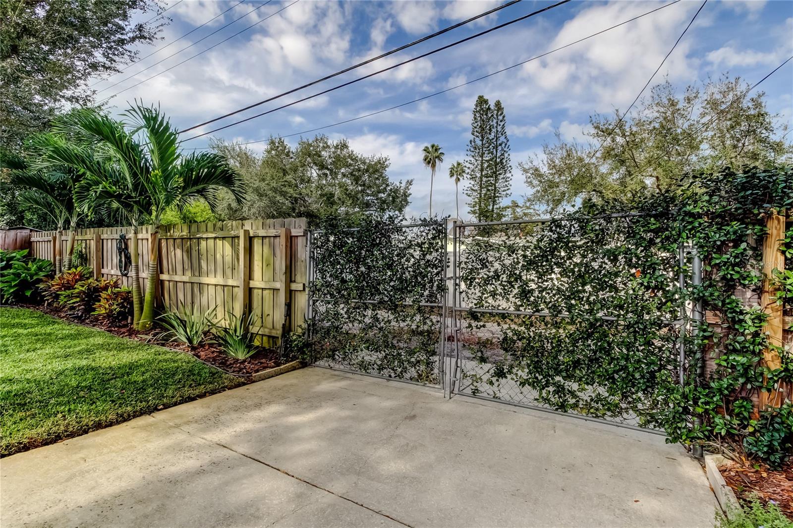 PRINCESS E HEIGHTS - Residential