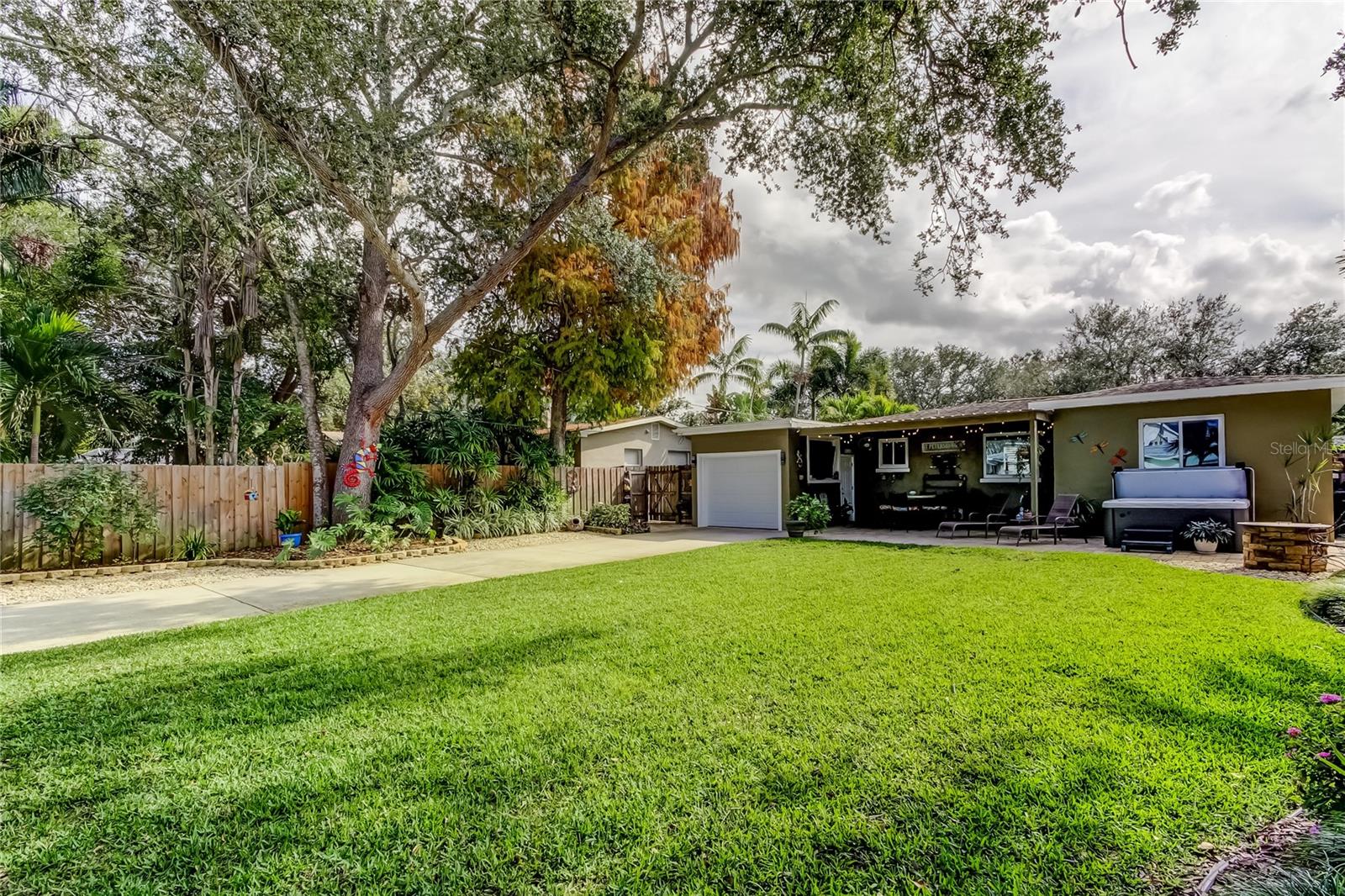 PRINCESS E HEIGHTS - Residential