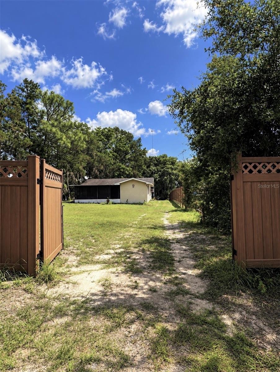 10565 95TH TERRACE
