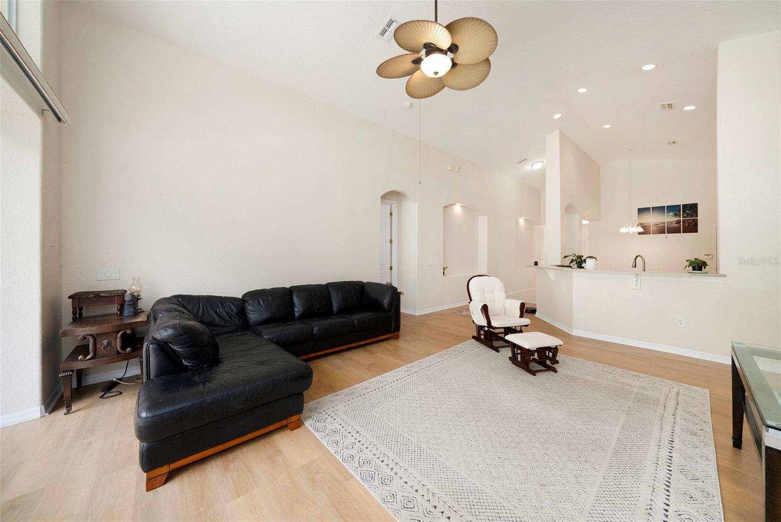 SUNCOAST LAKES PH 02 - Residential