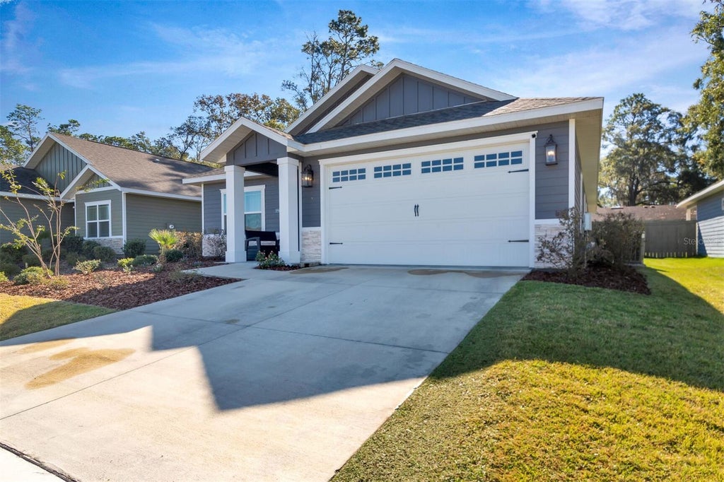 Photo of 1755 SW 67th Circle, Gainesville, FL 32607 (MLS # GC543609)