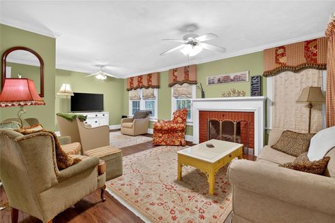 Tiny photo for 150 S Clayton Street, Mount Dora, FL 32757 (MLS # S5152667)