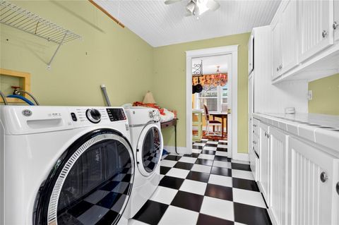 Tiny photo for 150 S Clayton Street, Mount Dora, FL 32757 (MLS # S5152667)