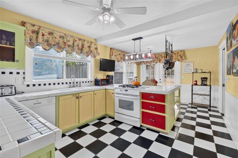 Tiny photo for 150 S Clayton Street, Mount Dora, FL 32757 (MLS # S5152667)
