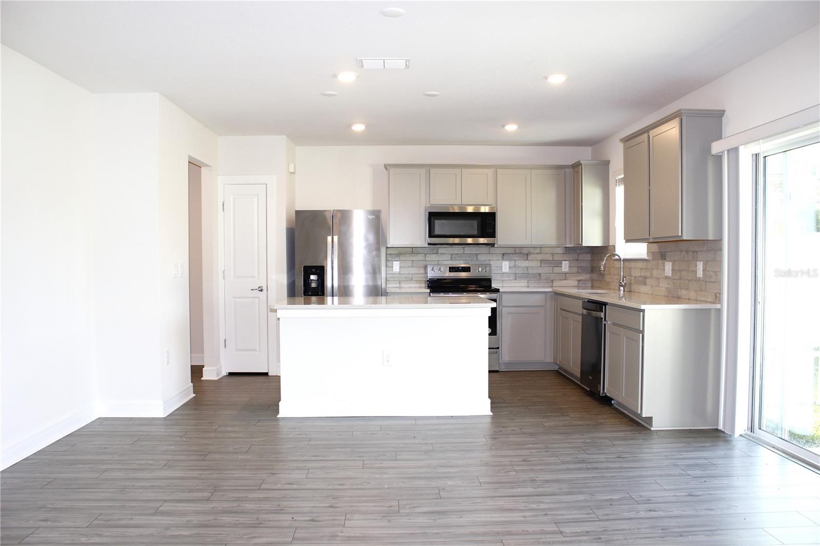 WESBRIDGE PH 4 - Residential