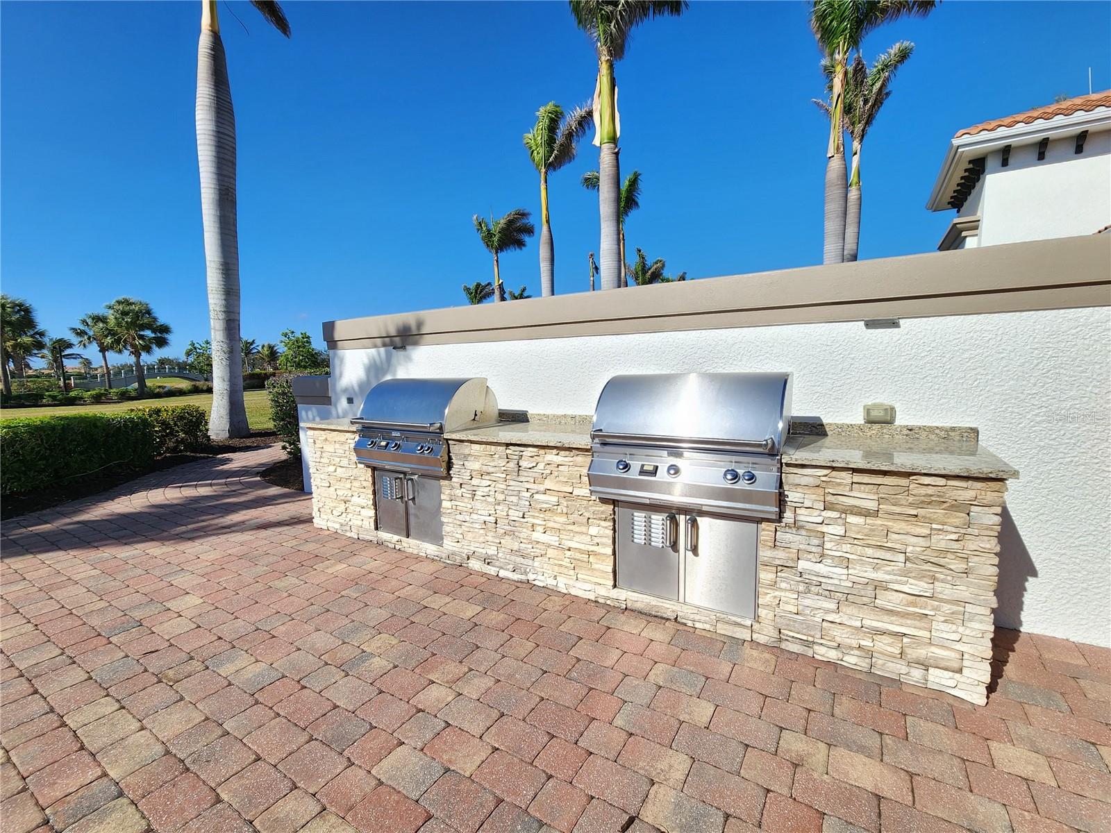 ISLANDWALK/THE WEST VLGS PH 3D - Residential