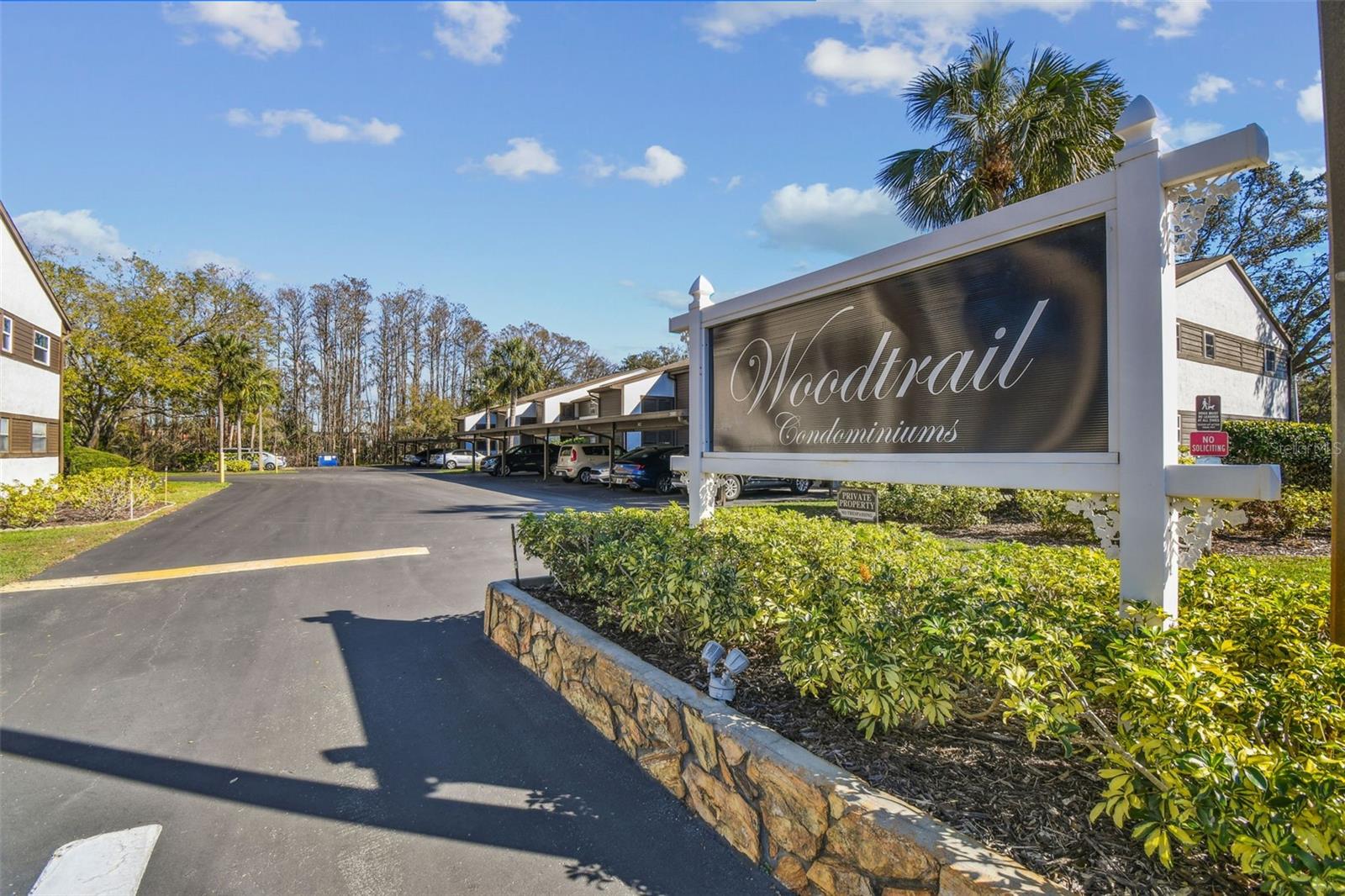 WOODTRAIL CONDO - Residential