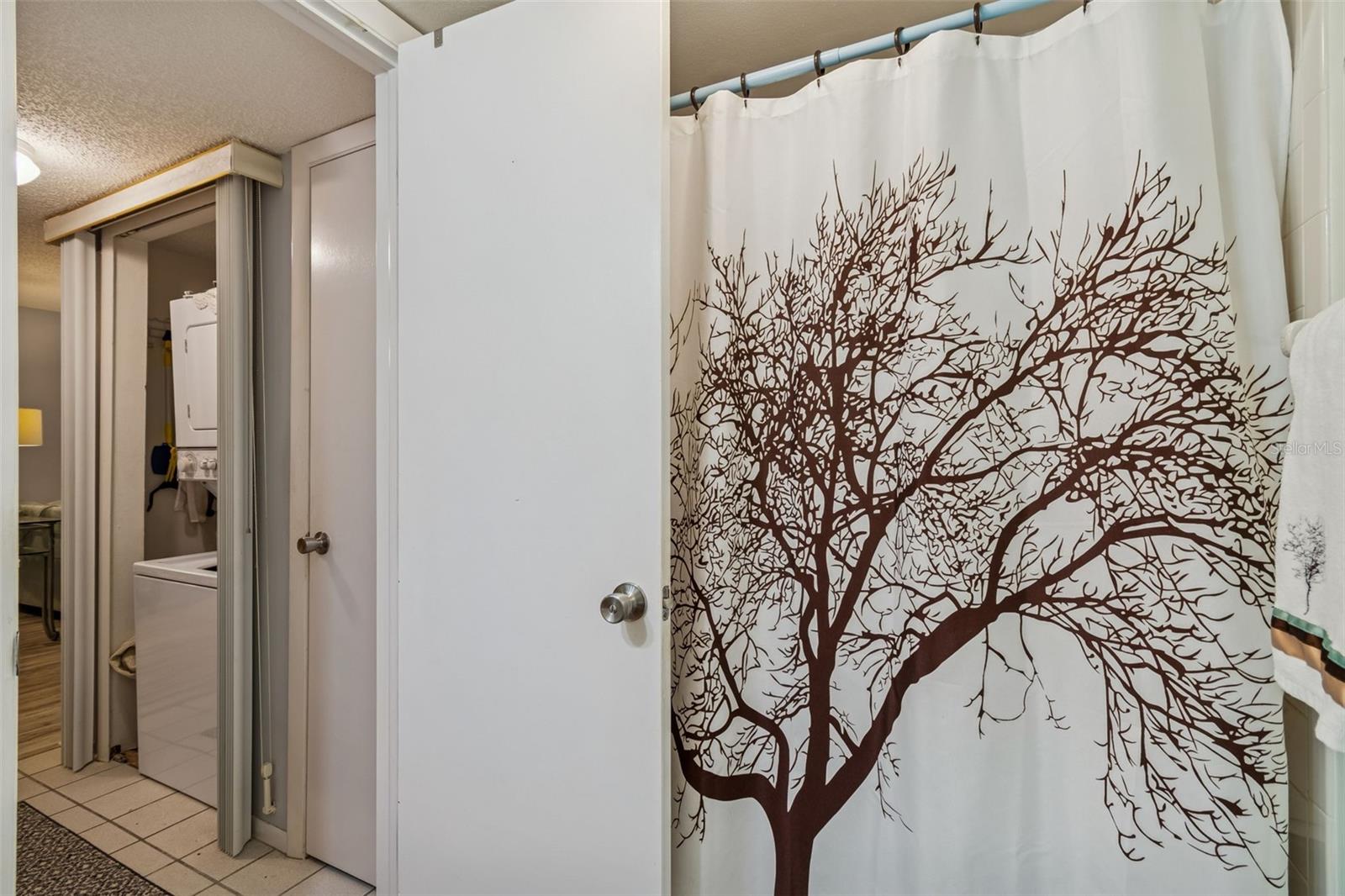 WOODTRAIL CONDO - Residential