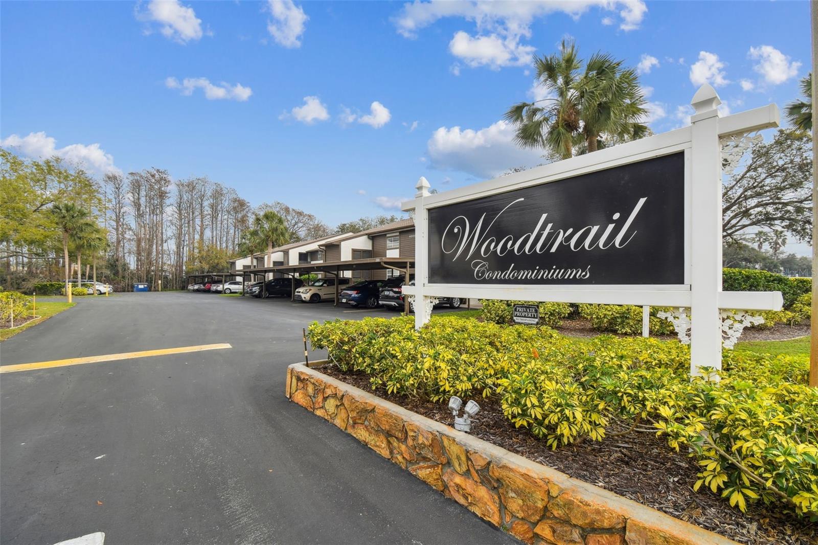 WOODTRAIL CONDO - Residential