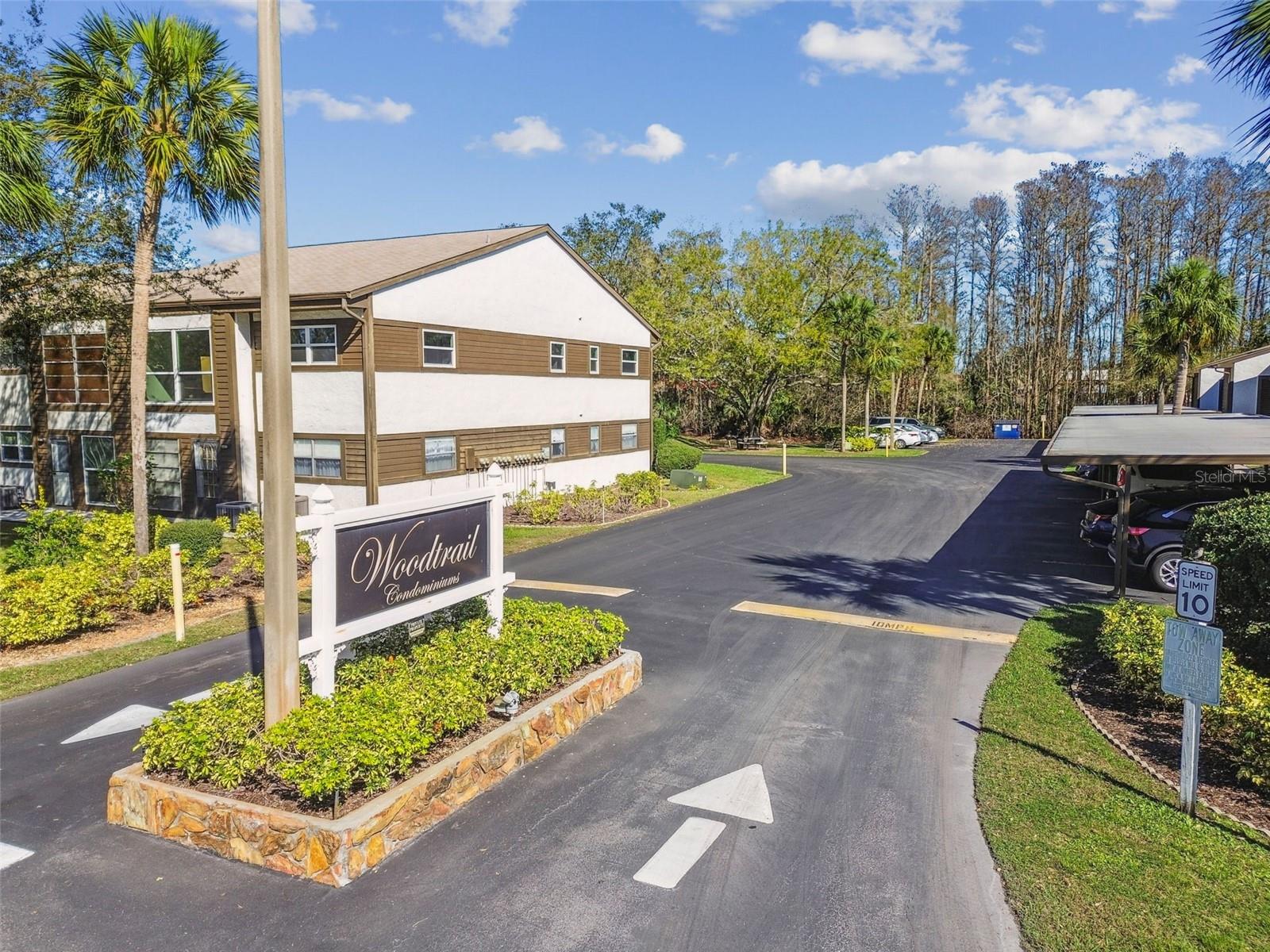 WOODTRAIL CONDO - Residential