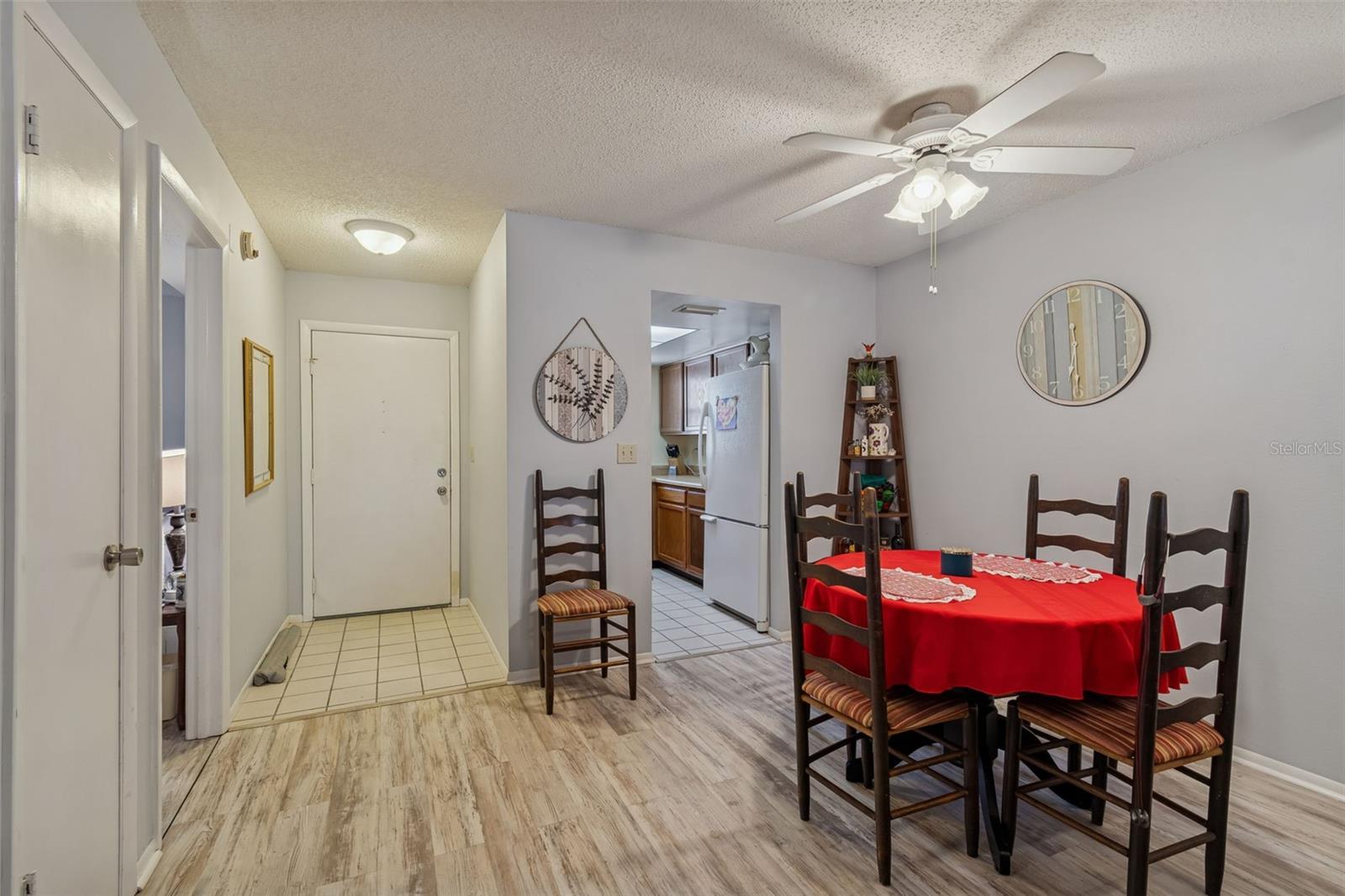 WOODTRAIL CONDO - Residential