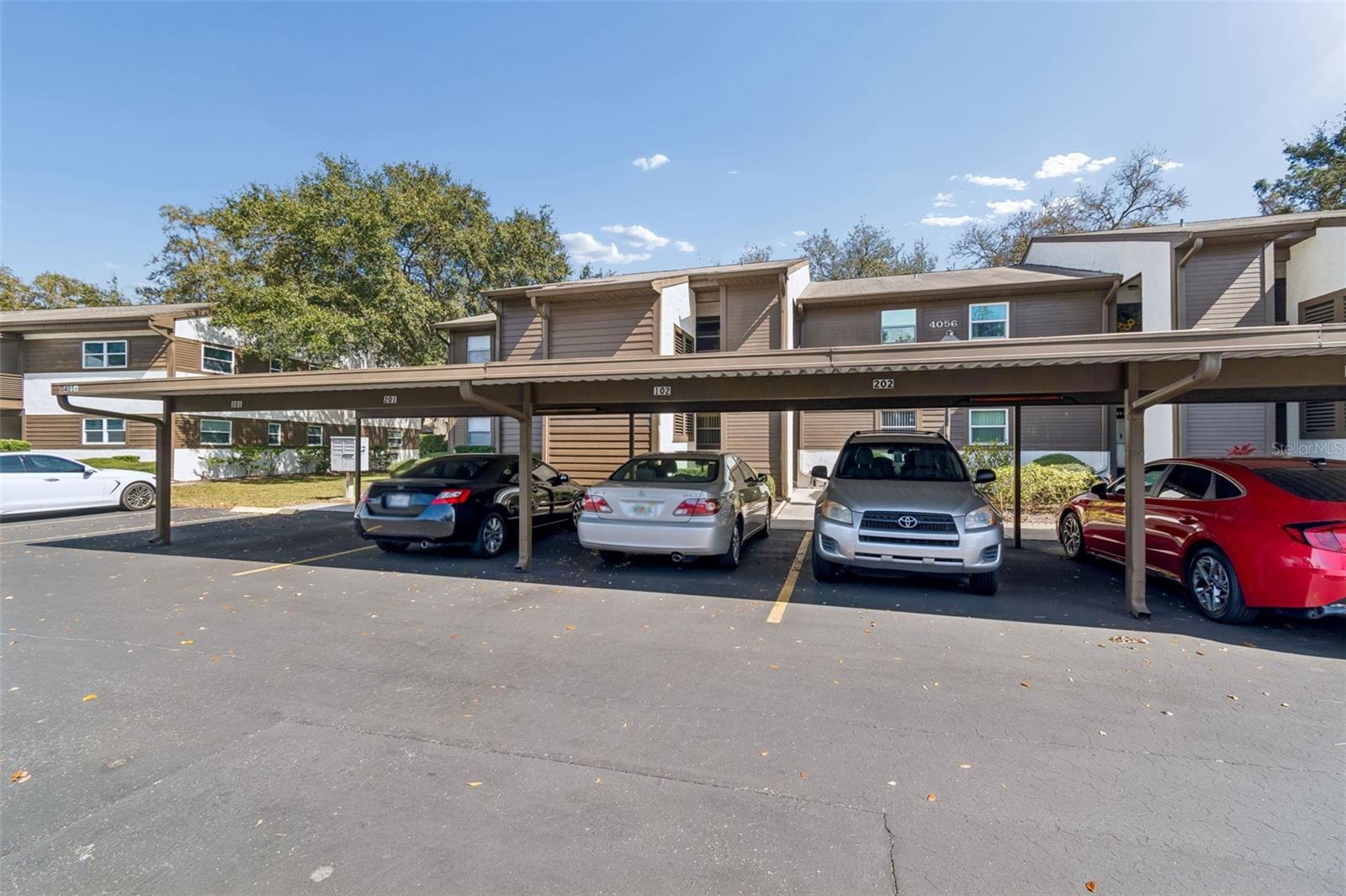 WOODTRAIL CONDO - Residential