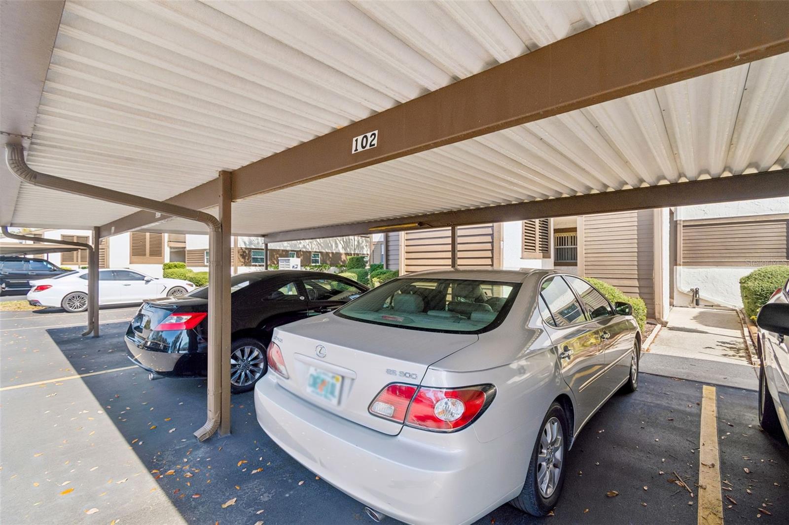 WOODTRAIL CONDO - Residential