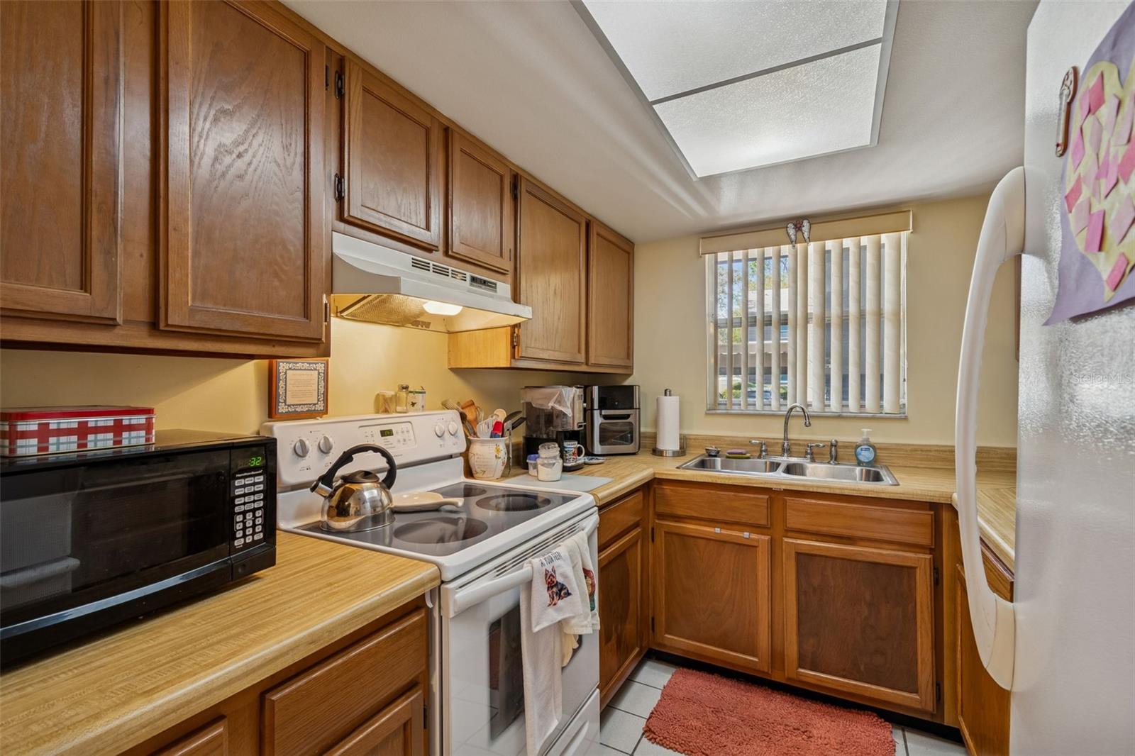 WOODTRAIL CONDO - Residential