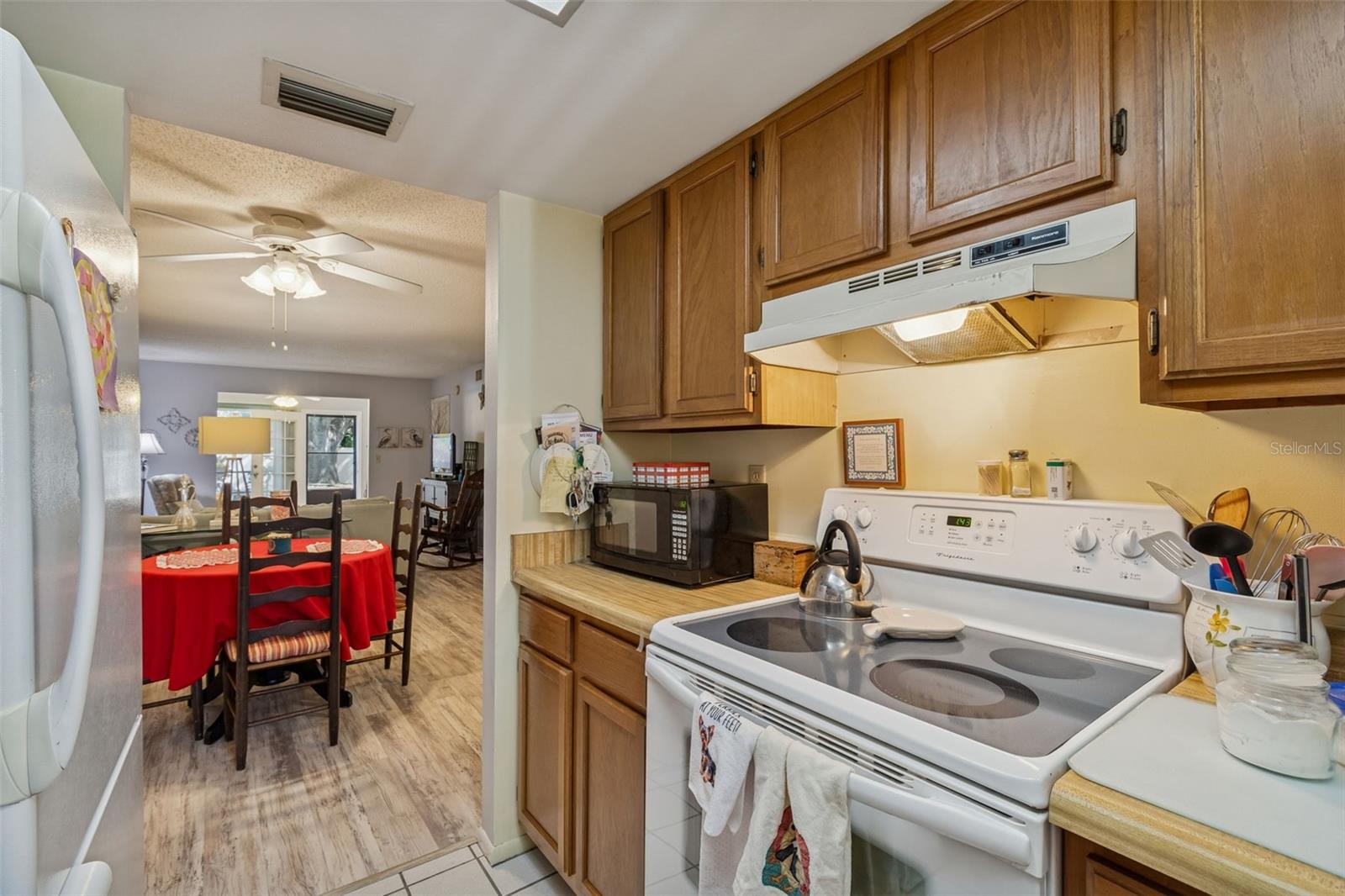 WOODTRAIL CONDO - Residential