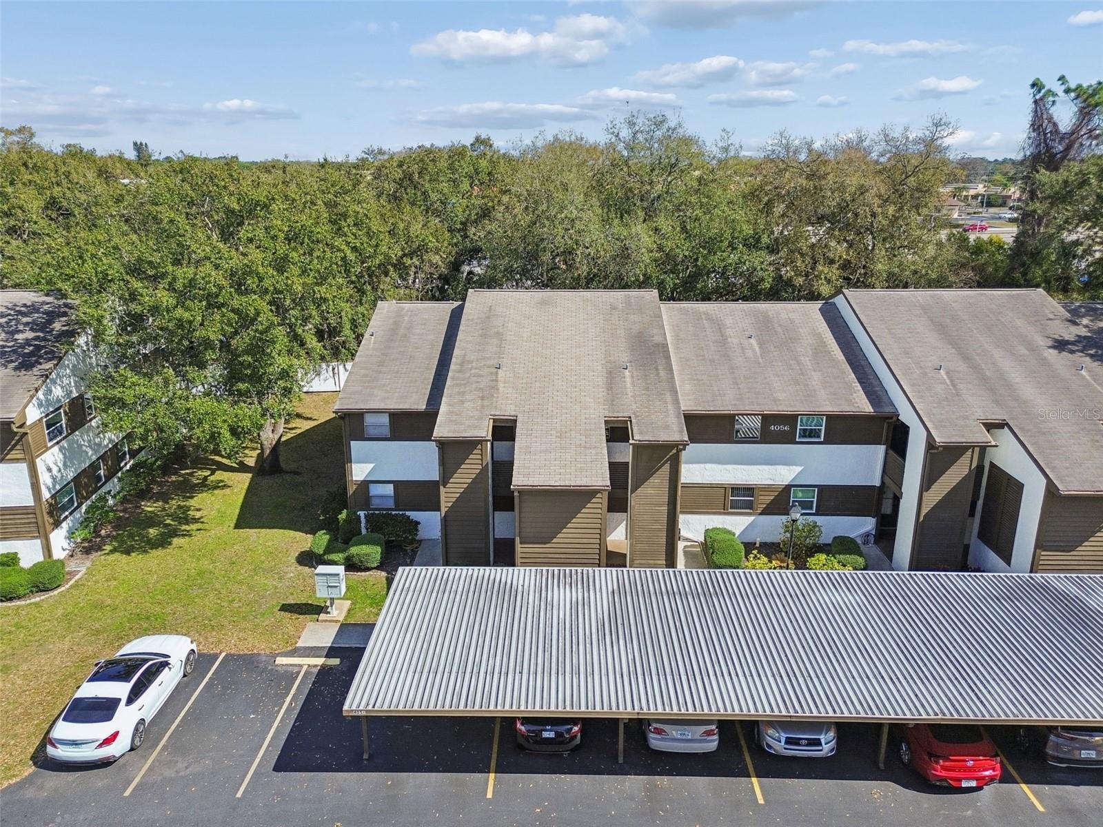 WOODTRAIL CONDO - Residential