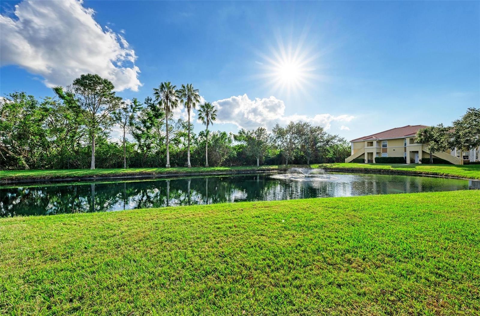 VILLAGIO - Residential Lease