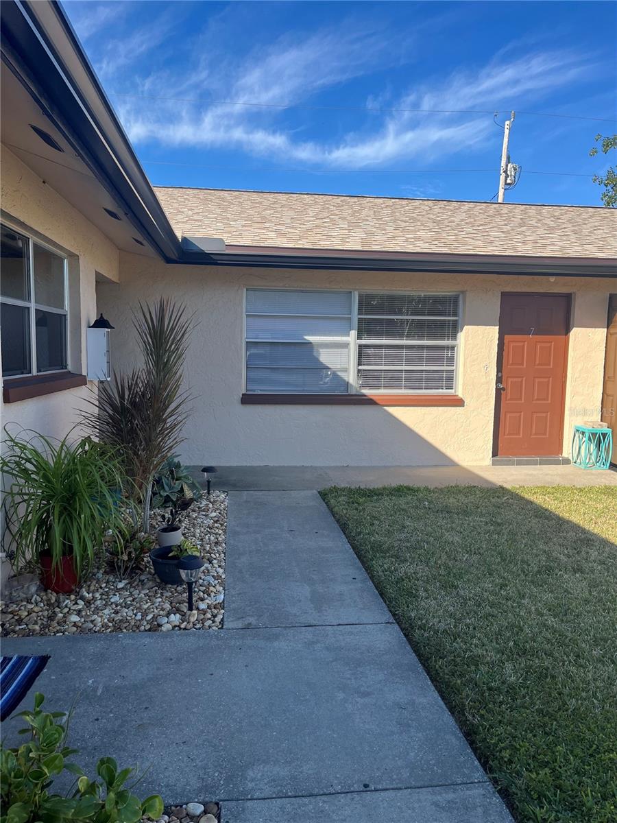 PLAZA 47 CONDO OR 1146 PG1693 UNIT 7 - Residential