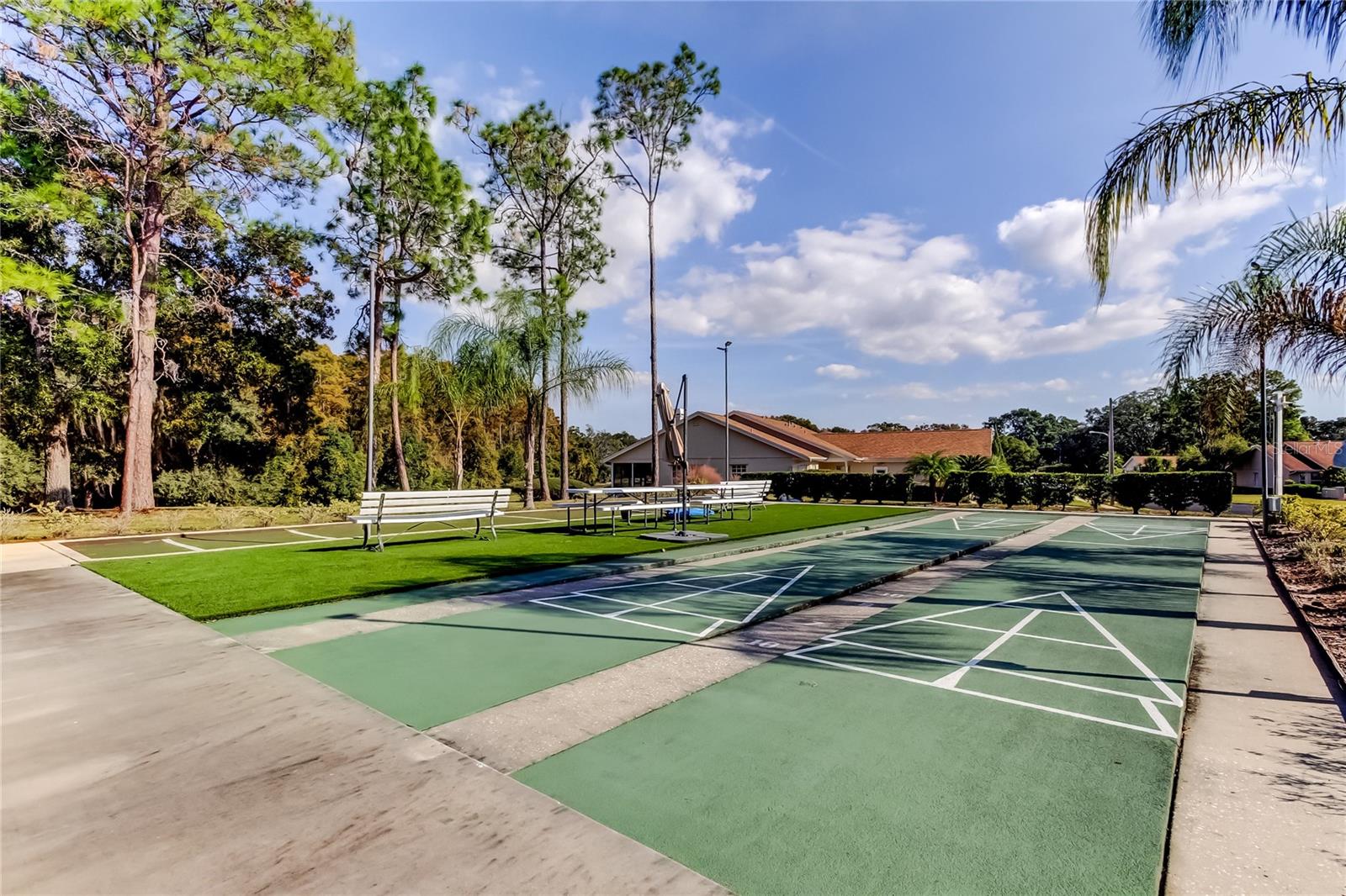 FAIRWAY VILLAS AT MEADOW OAKS - Residential