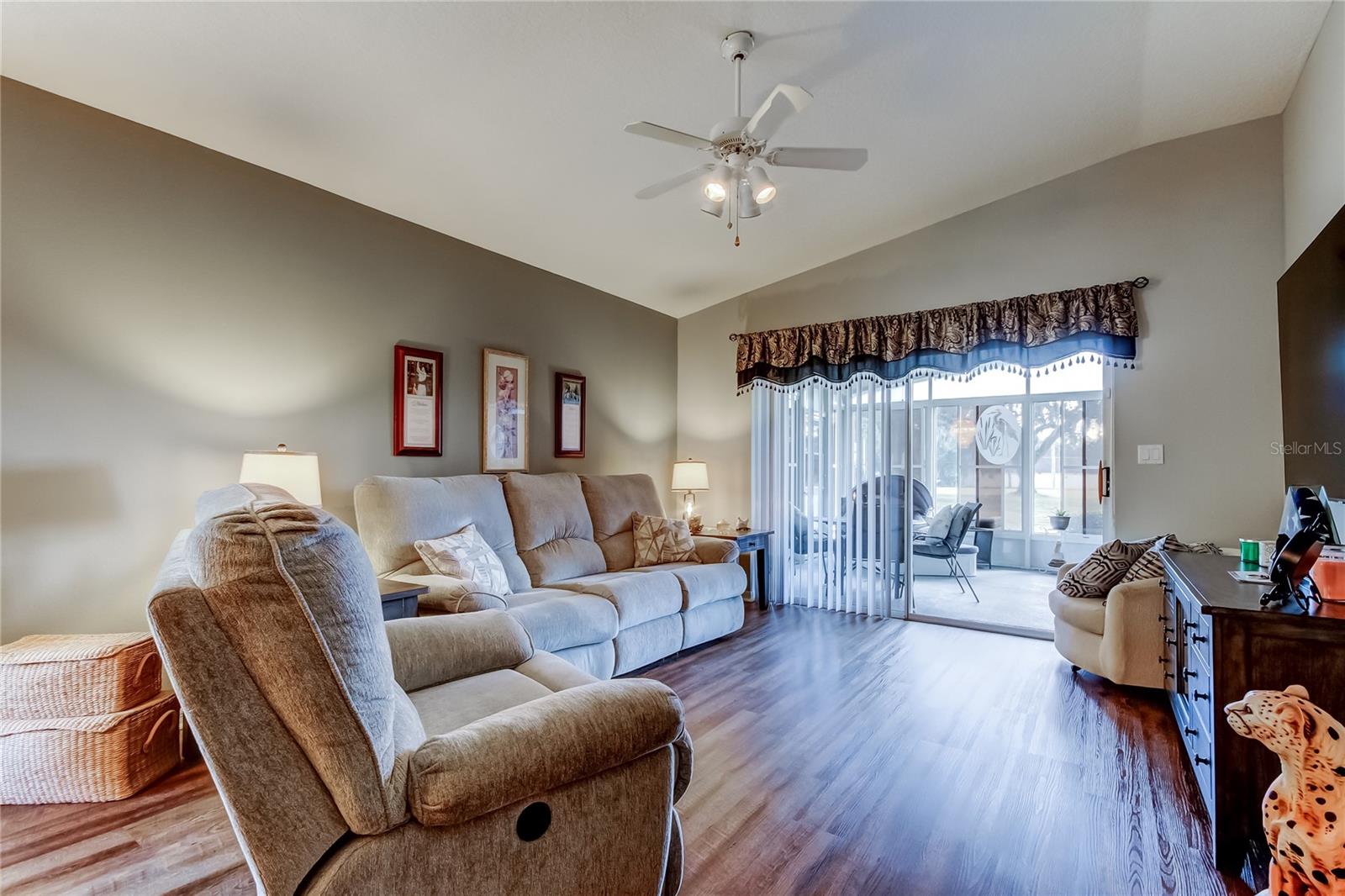 FAIRWAY VILLAS AT MEADOW OAKS - Residential