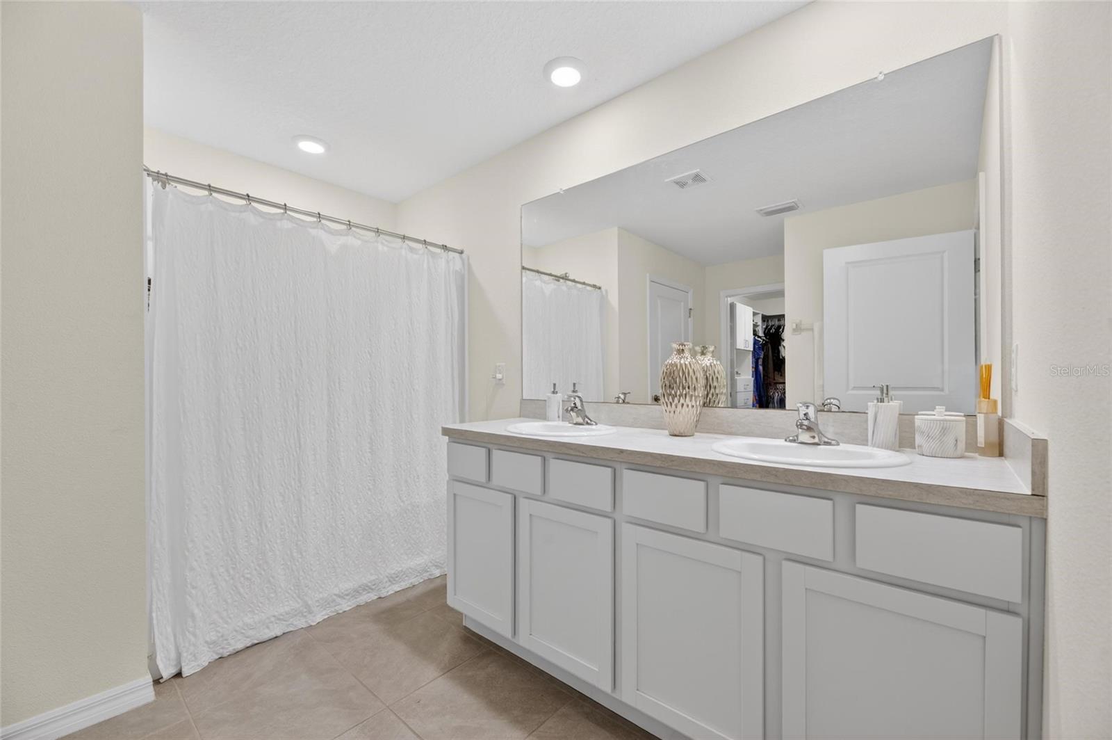 BERRY BAY SUB - Residential