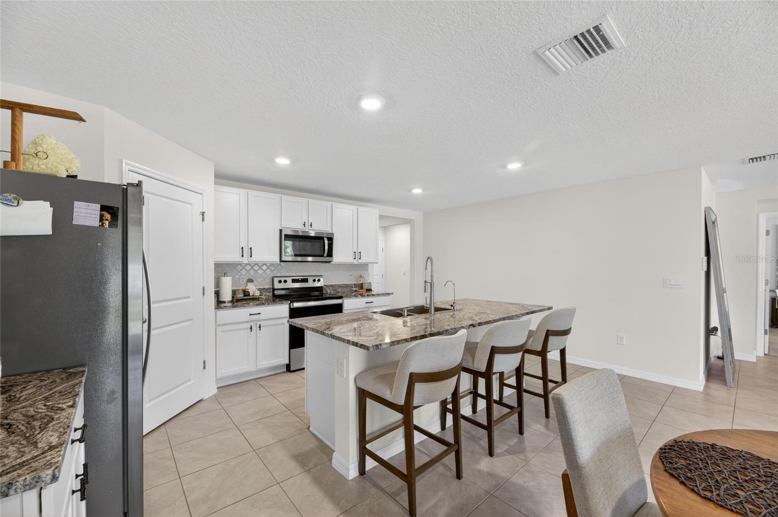 BERRY BAY SUB - Residential