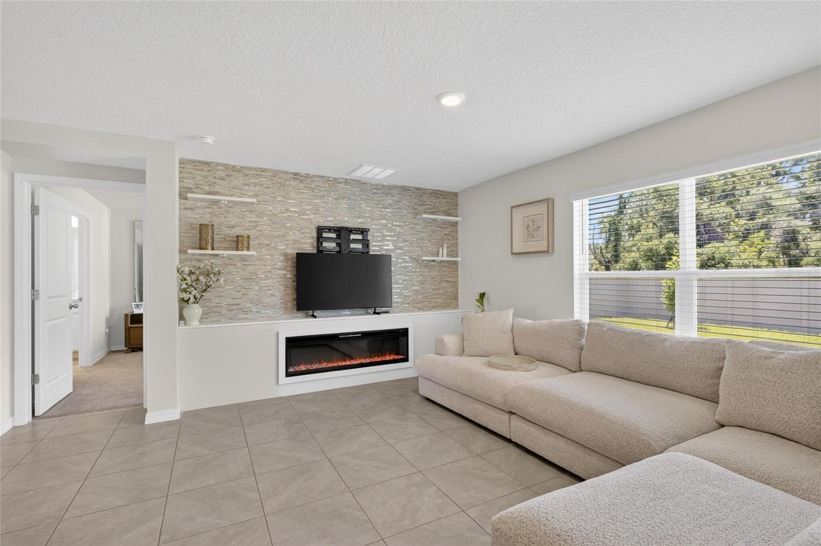 BERRY BAY SUB - Residential