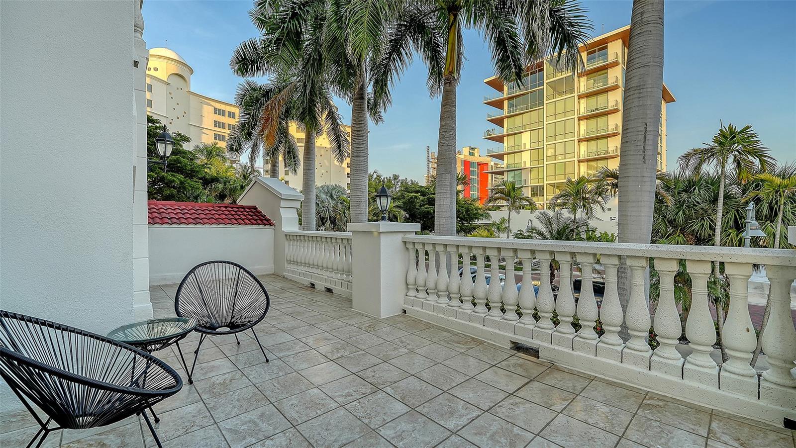 GOLDEN BAY - Residential