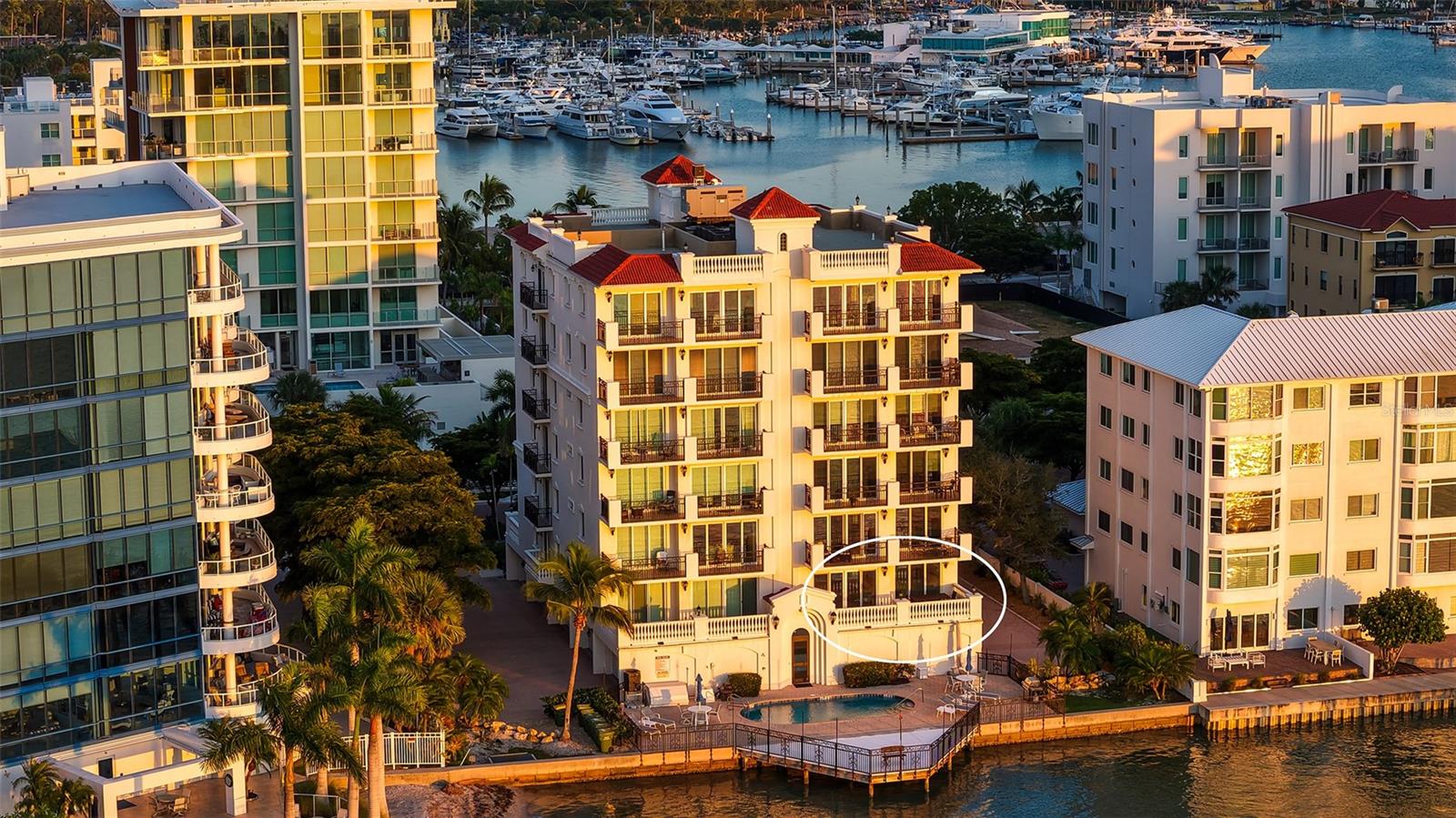 GOLDEN BAY - Residential