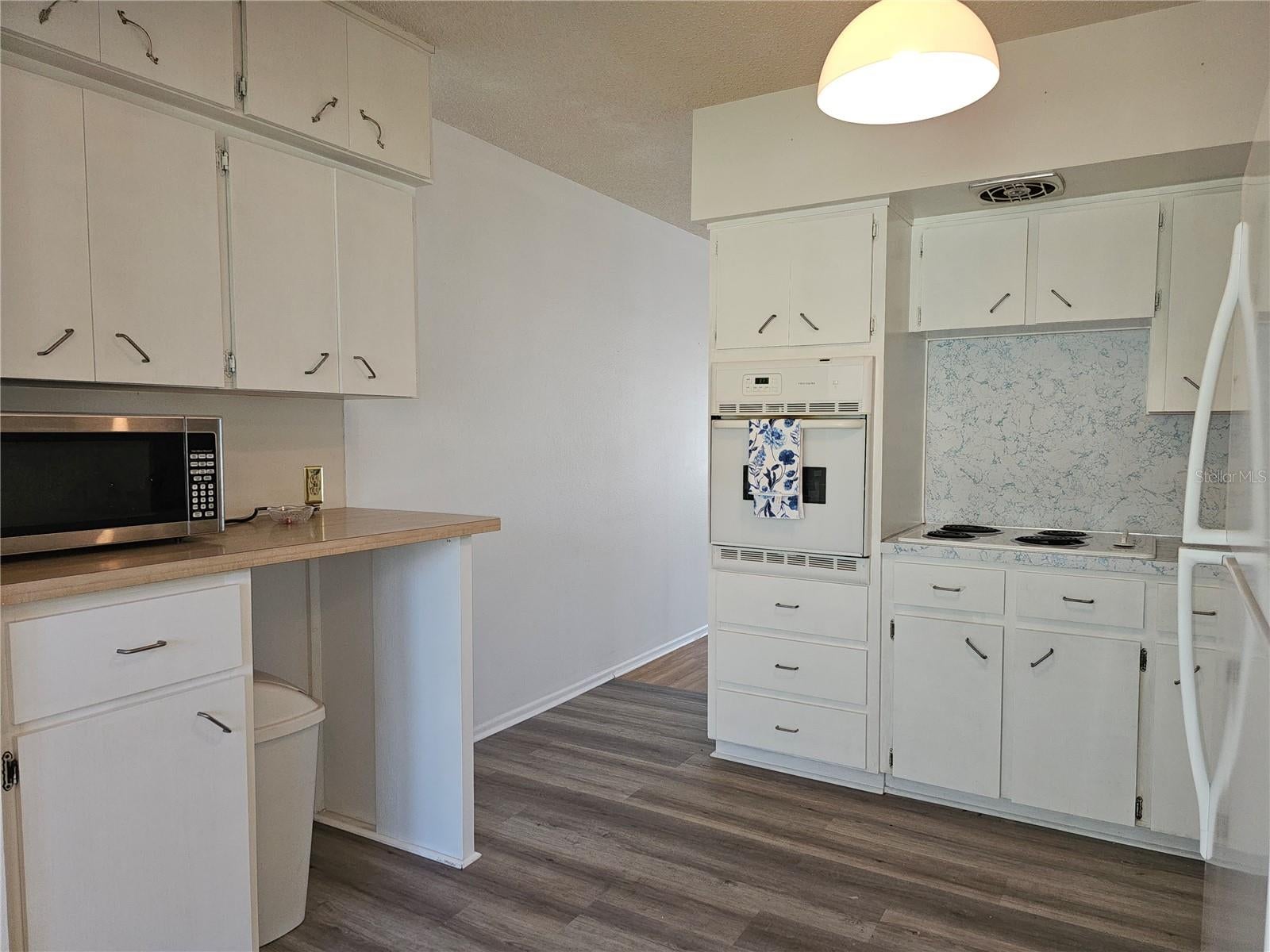 2386 SUMATRAN WAY 44