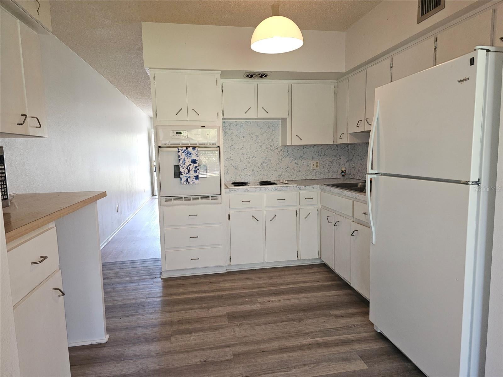 2386 SUMATRAN WAY 44