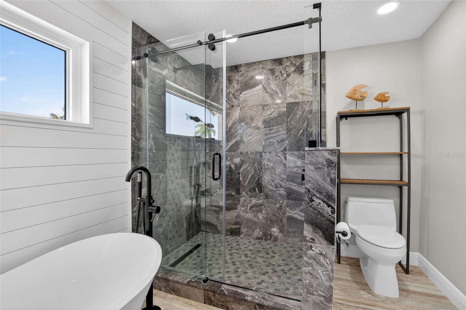 APOLLO BEACH UNIT 13 PT 1 RE - Residential