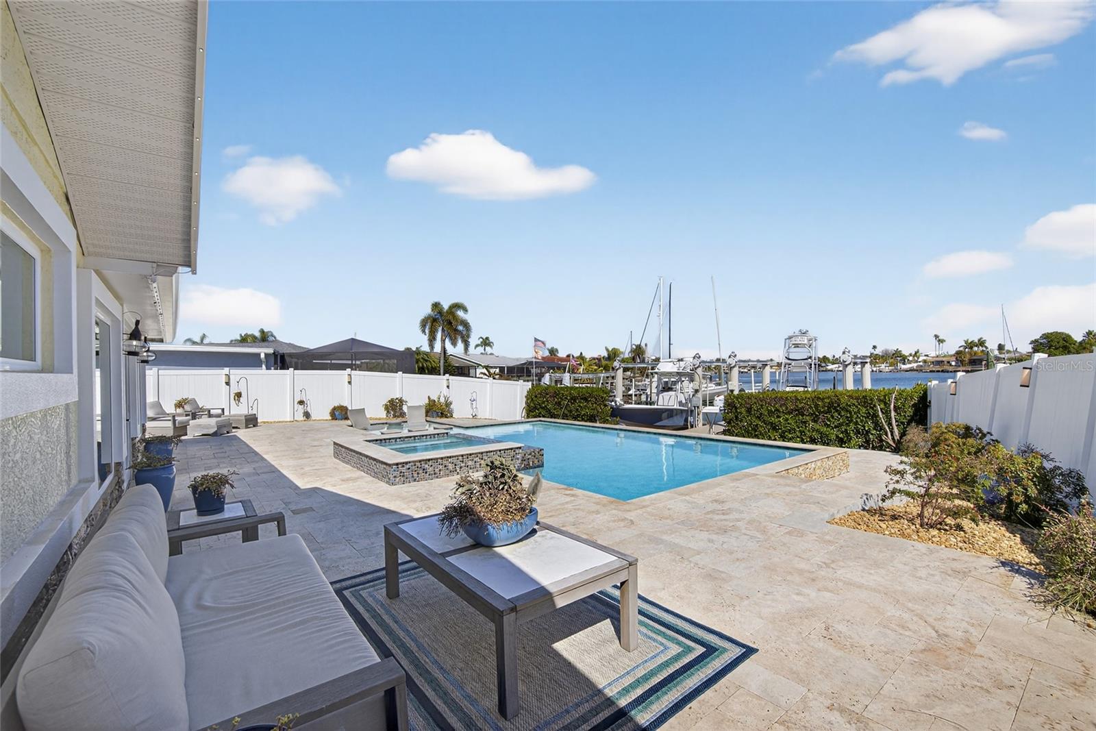 APOLLO BEACH UNIT 13 PT 1 RE - Residential