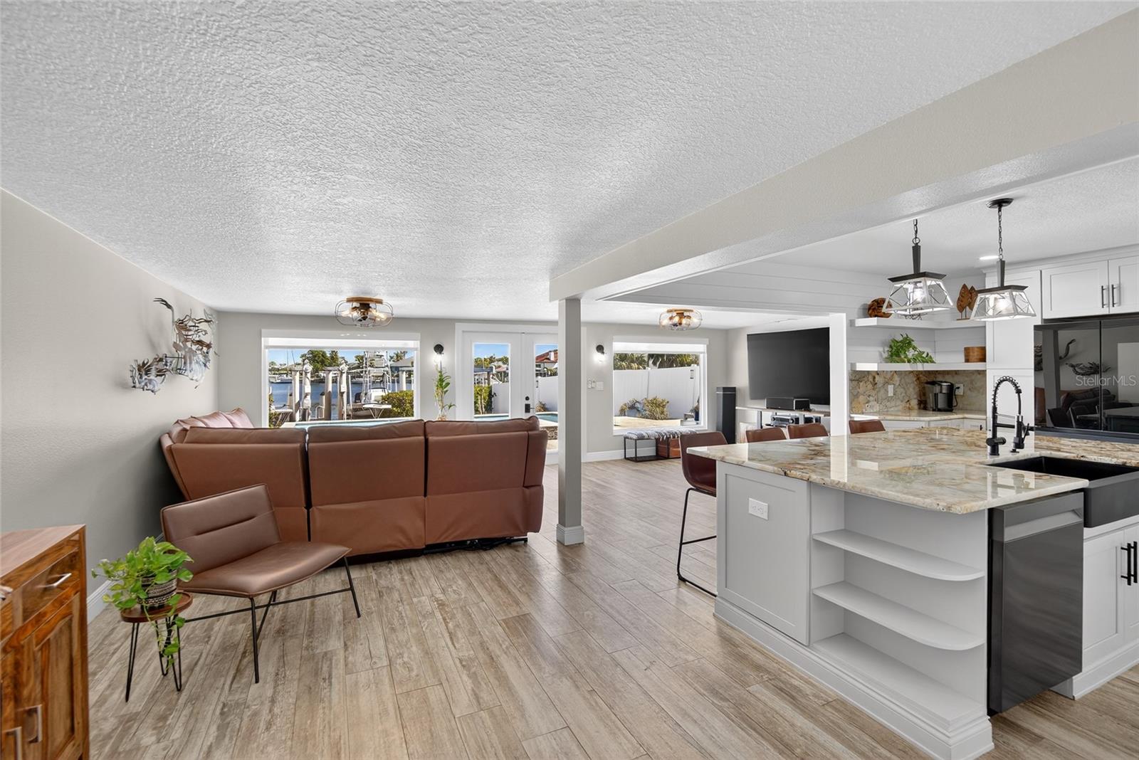 APOLLO BEACH UNIT 13 PT 1 RE - Residential