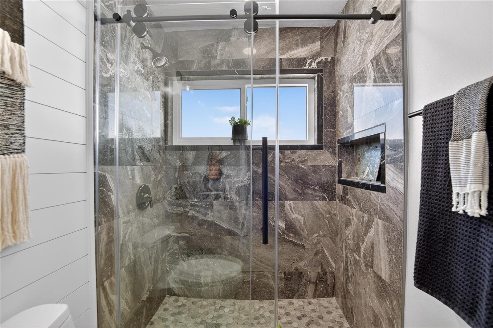 APOLLO BEACH UNIT 13 PT 1 RE - Residential