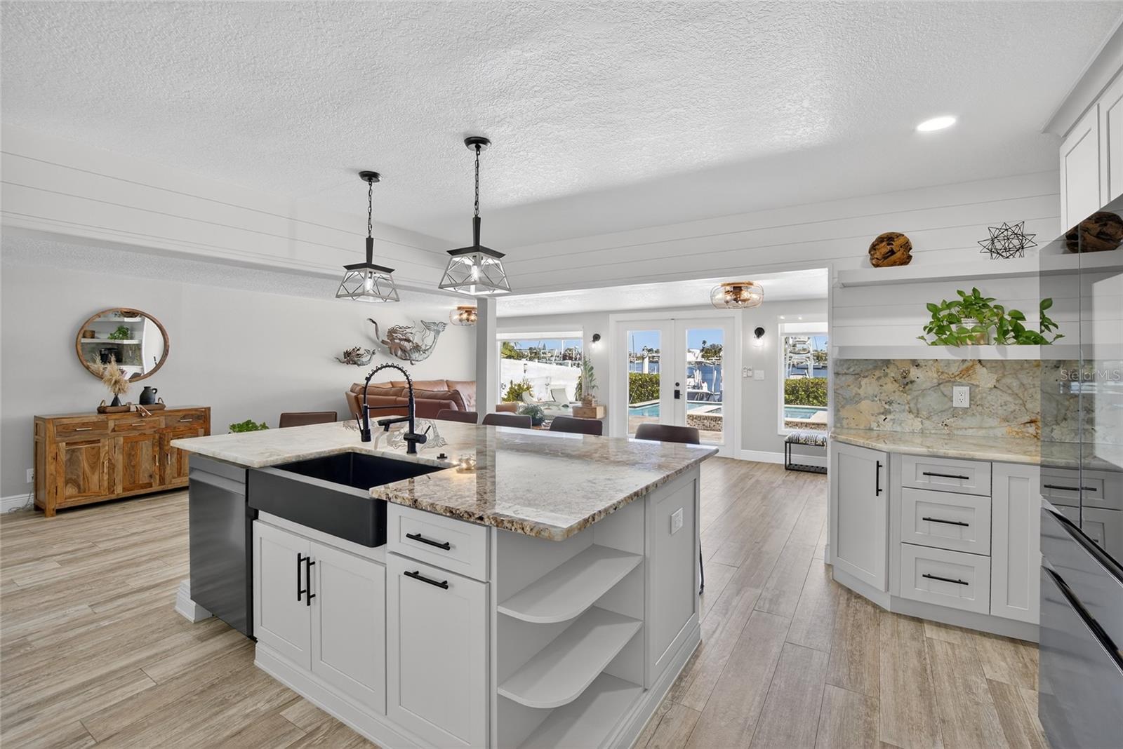 APOLLO BEACH UNIT 13 PT 1 RE - Residential