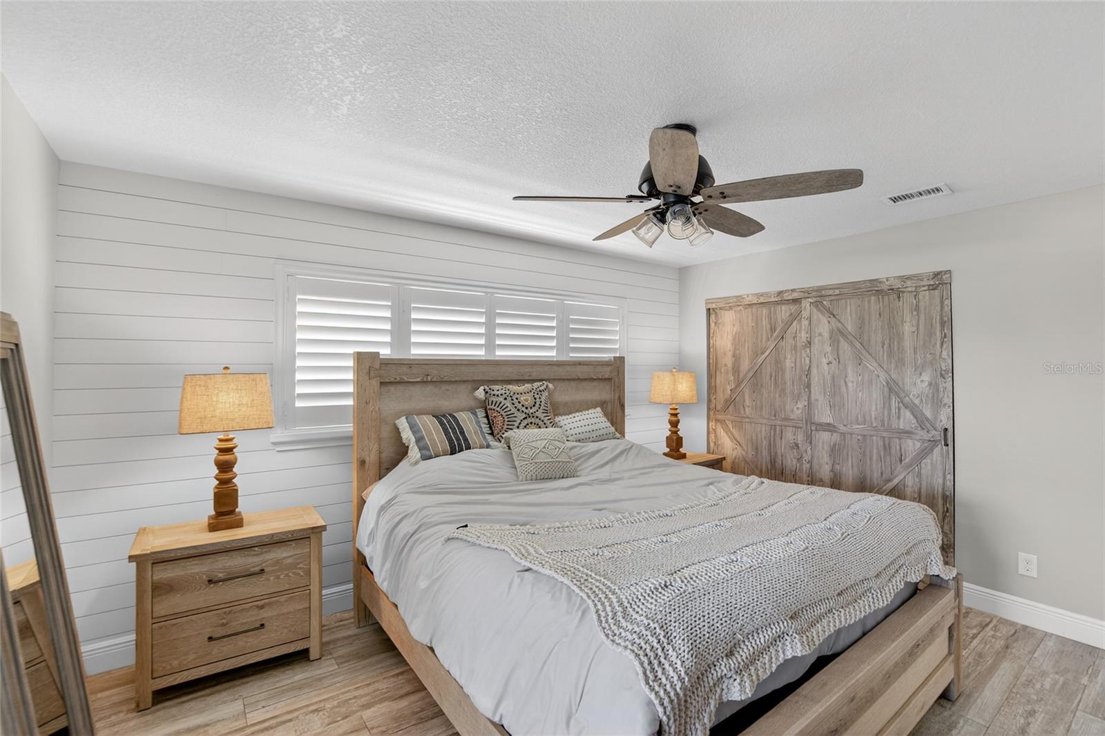 APOLLO BEACH UNIT 13 PT 1 RE - Residential