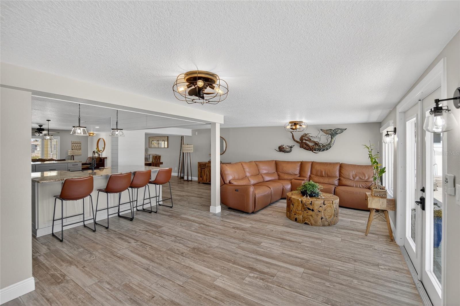 APOLLO BEACH UNIT 13 PT 1 RE - Residential