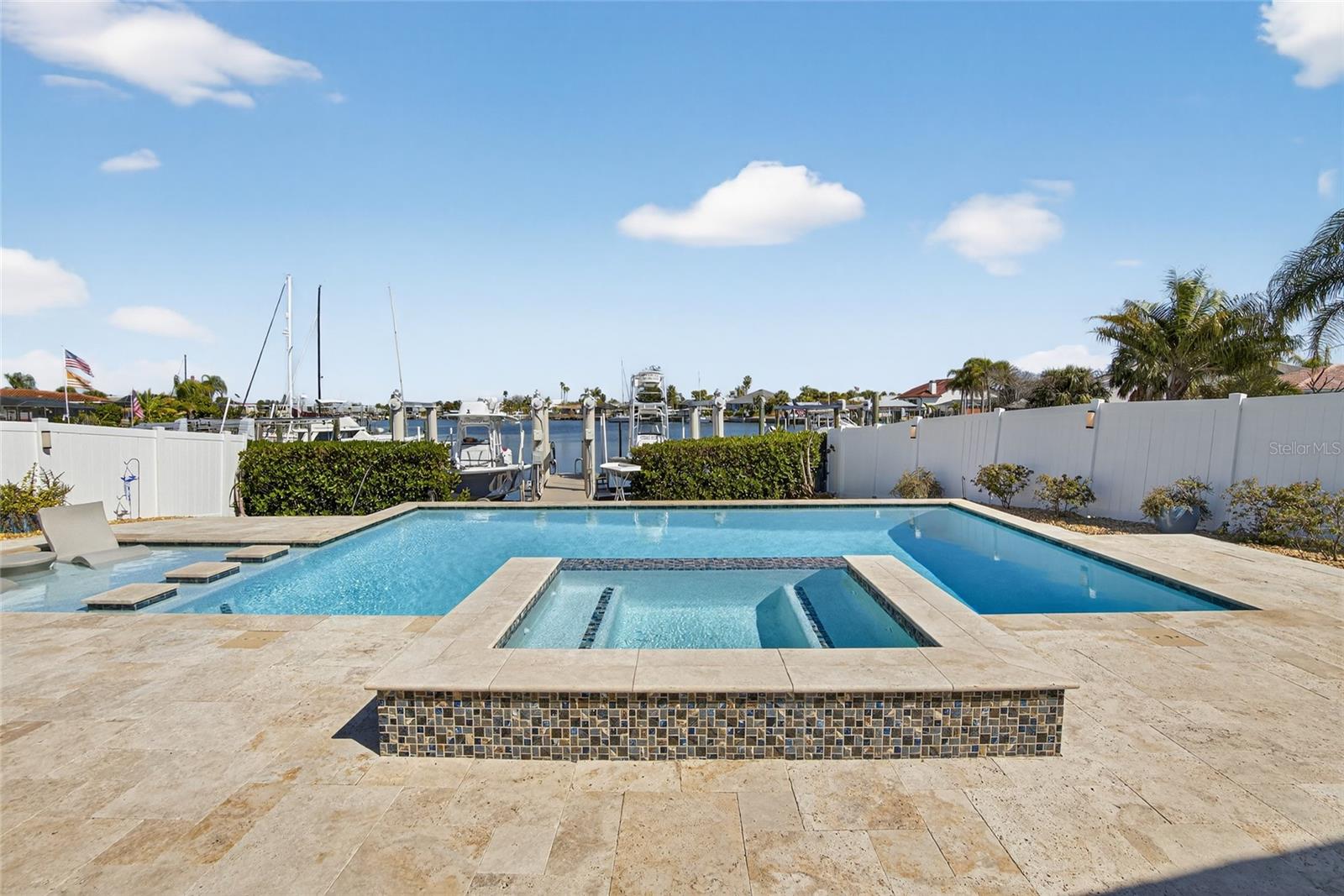 APOLLO BEACH UNIT 13 PT 1 RE - Residential