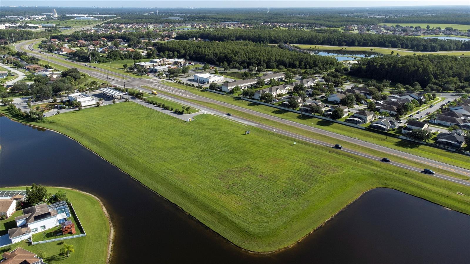 CARVER COMMERCIAL CENTER/CRESC - Land