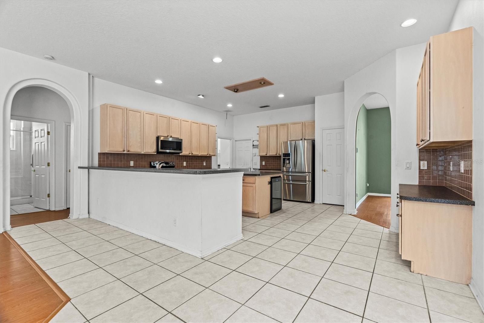 ROCKET CITYA - Residential