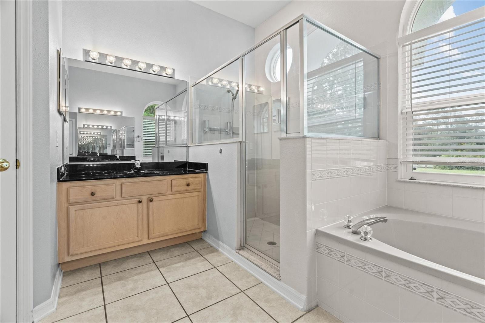 ROCKET CITYA - Residential