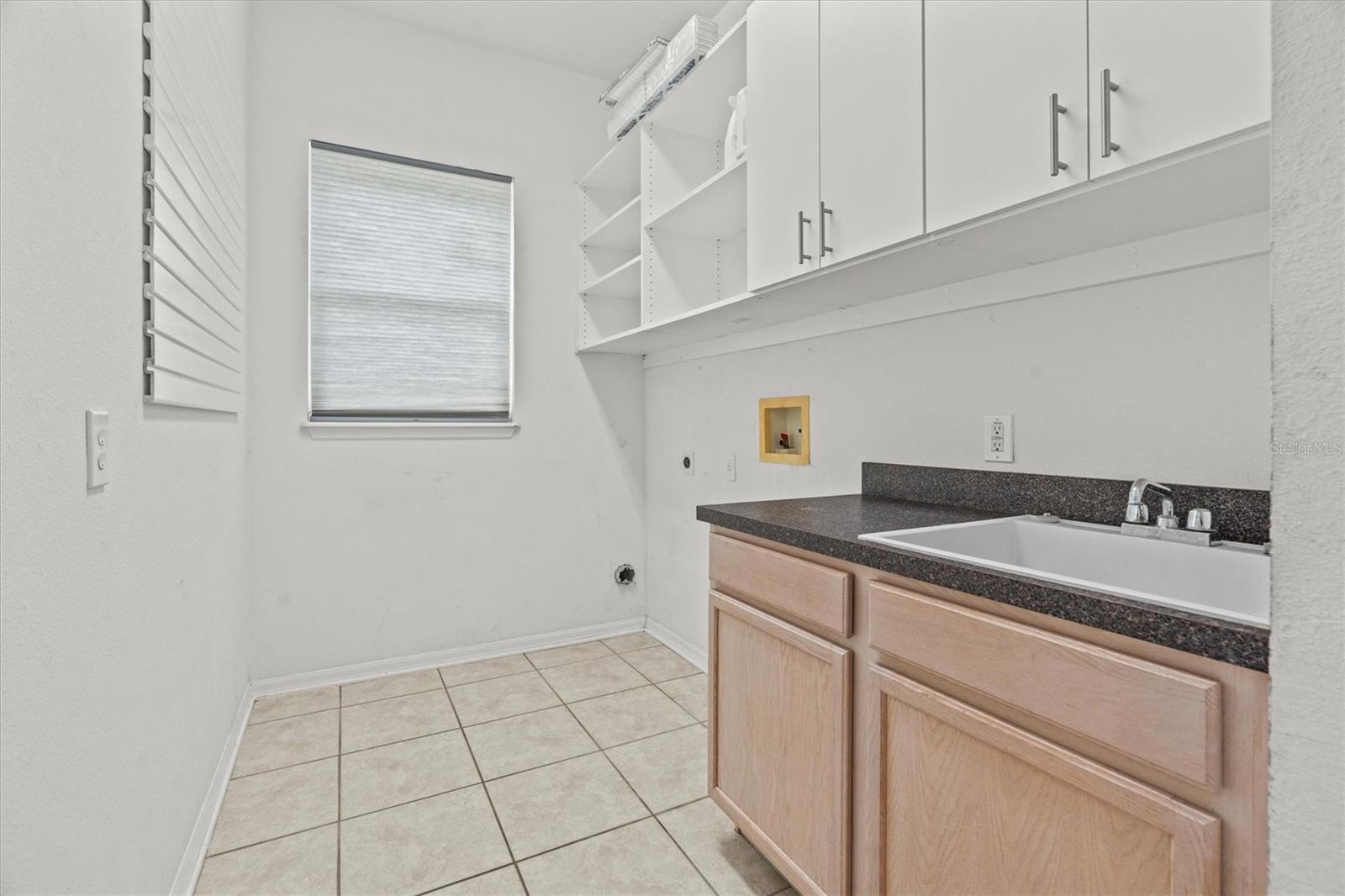 ROCKET CITYA - Residential